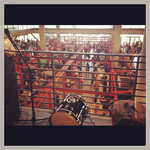 had a lovely afternoon @patchworkandcraftcation in Oakland today :) we got to play from the balcony level above the whole festival! #patchworkshow #diy #awesome