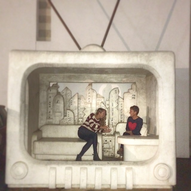 live from hollywood on a tuesday w/ sunday