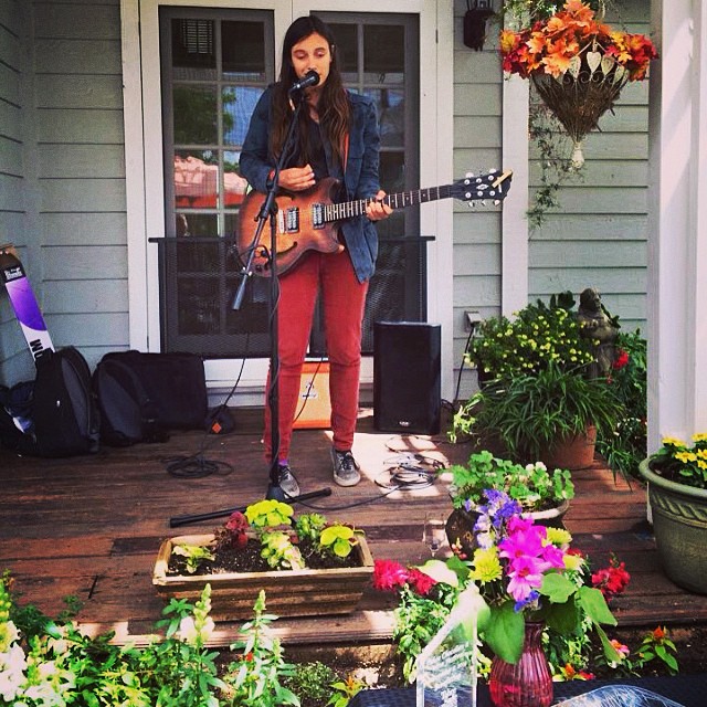 spring parties are the best kind of parties! (plus wine) #flowerpower photo cred: @judithadaniels (thank you!)