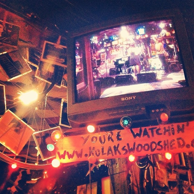 tune in yo! 8pm! www.kulakswoodshed.com!